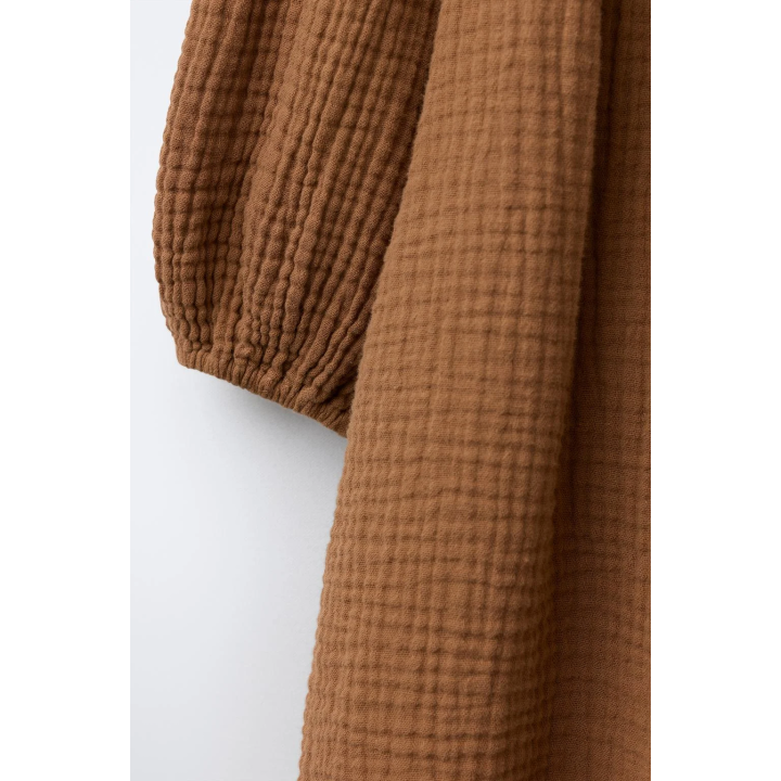 ПЛАТЬЕ ИЗ ЖАТОЙ ТКАНИ