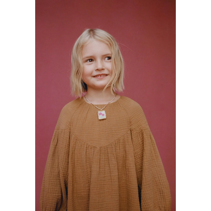 ПЛАТЬЕ ИЗ ЖАТОЙ ТКАНИ