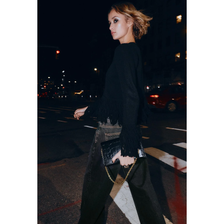 СУМКА С РЕЛЬЕФНЫМ УЗОРОМ И КЛАПАНОМ