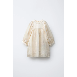 Платье с вышитыми цветами