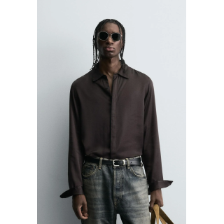 Рубашка из атласа с контрастными отделками