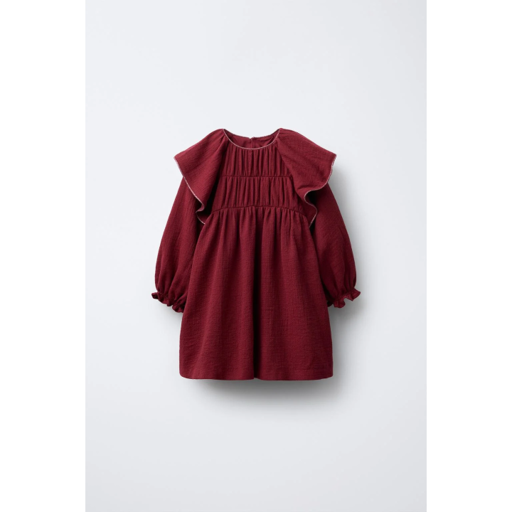 ПЛАТЬЕ С БЛЕСТЯЩИМИ ДЕТАЛЯМИ