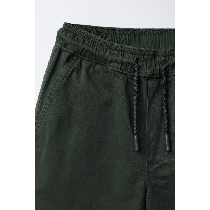 ПРЯМЫЕ БРЮКИ С НАШИВКОЙ