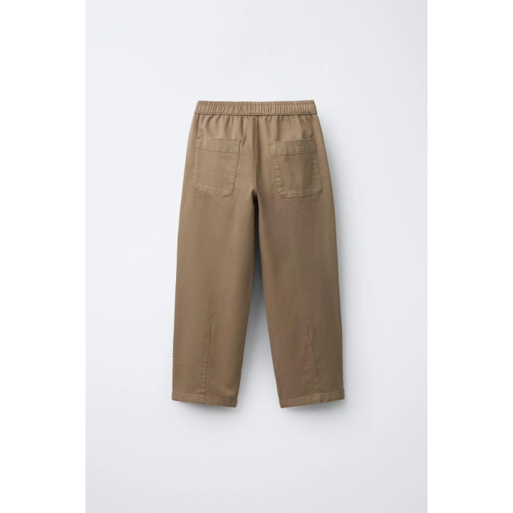 ПРЯМЫЕ БРЮКИ С ЗАЩИПАМИ