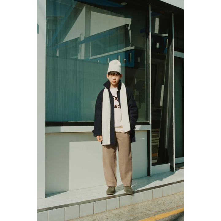 ПРЯМЫЕ БРЮКИ С ЗАЩИПАМИ