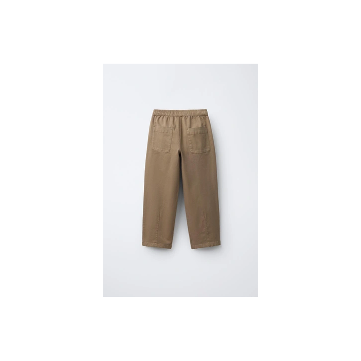 ПРЯМЫЕ БРЮКИ С ЗАЩИПАМИ