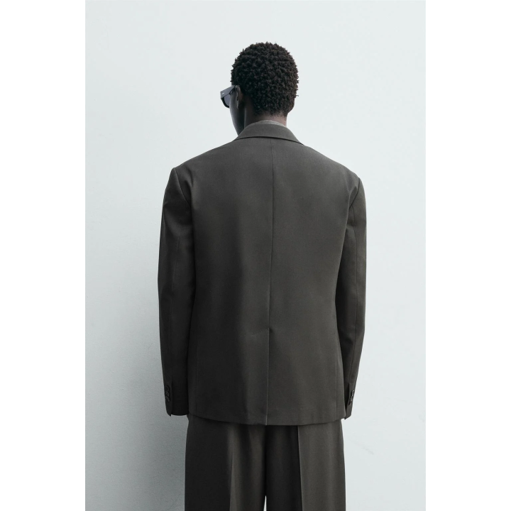 ДВУБОРТНЫЙ КОСТЮМНЫЙ БЛЕЙЗЕР ИЗ ШЕРСТИ