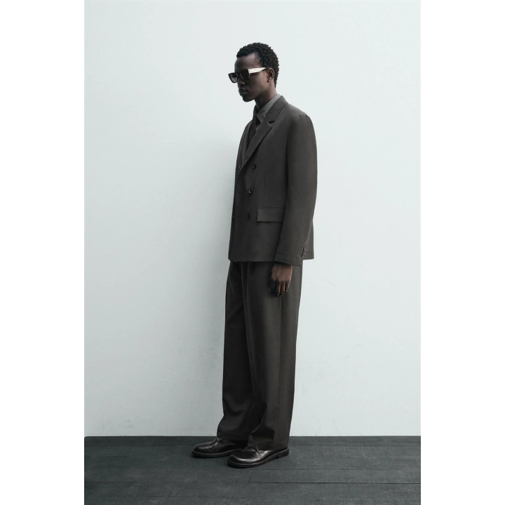 ДВУБОРТНЫЙ КОСТЮМНЫЙ БЛЕЙЗЕР ИЗ ШЕРСТИ