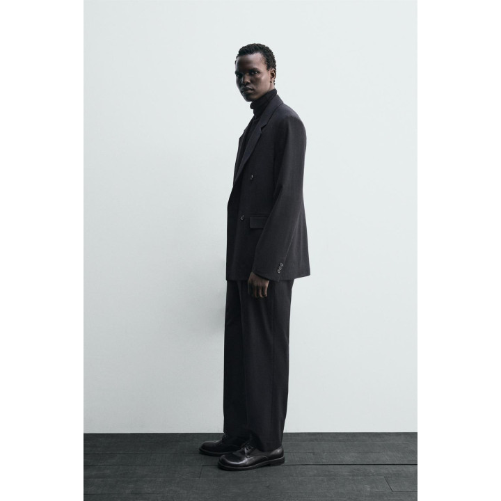 КОСТЮМНЫЕ БРЮКИ В ТОНКУЮ ПОЛОСКУ