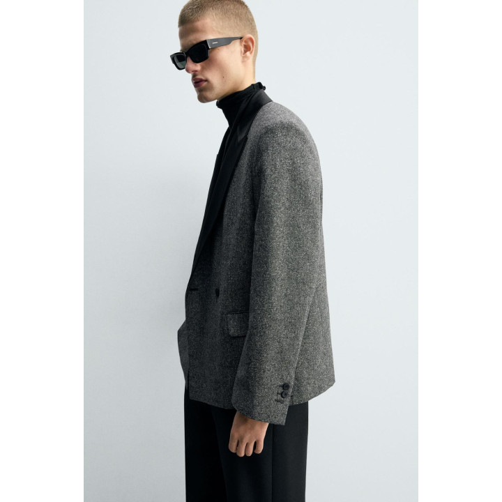 Пиджак с контрастным текстурным двубортным покроем