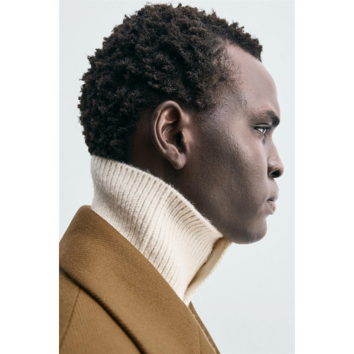 ПАЛЬТО ИЗ РЕЛЬЕФНОЙ СМЕСОВОЙ ШЕРСТИ