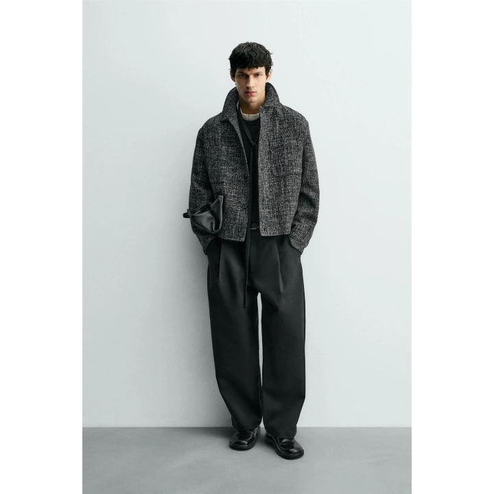 КУРТКА-РУБАШКА С КАРМАНАМИ ИЗ РЕЛЬЕФНОЙ ТКАНИ