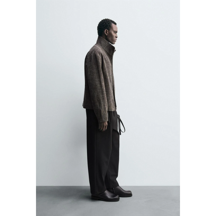 КУРТКА-РУБАШКА СВОБОДНОГО КРОЯ ИЗ РЕЛЬЕФНОЙ ТКАНИ