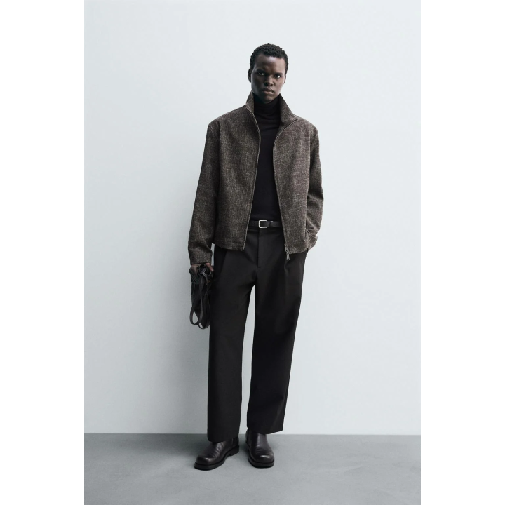 КУРТКА-РУБАШКА СВОБОДНОГО КРОЯ ИЗ РЕЛЬЕФНОЙ ТКАНИ