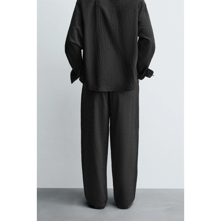 СТРУЯЩИЕСЯ БРЮКИ В ПОЛОСКУ