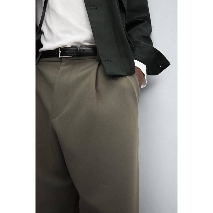 БРЮКИ RELAXED FIT СО СКЛАДКАМИ