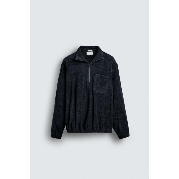 Куртка с карманом на молнии из рельефной ткани