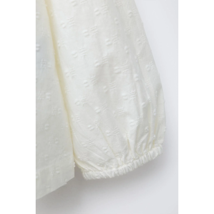 РУБАШКА С ВЫШИВКОЙ НА ВОРОТНИКЕ