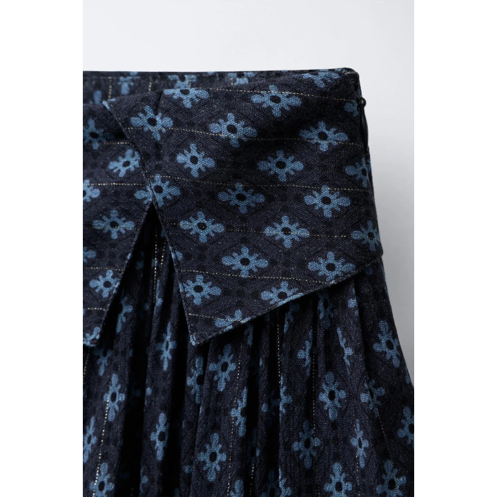 ЮБКА-ШОРТЫ С ЦВЕТОЧНЫМ ПРИНТОМ И БЛЕСКОМ