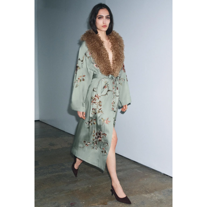 КИМОНО С ВОРОТНИКОМ ИЗ ИСКУССТВЕННОГО МЕХА — ZW COLLECTION LIMITED EDITION