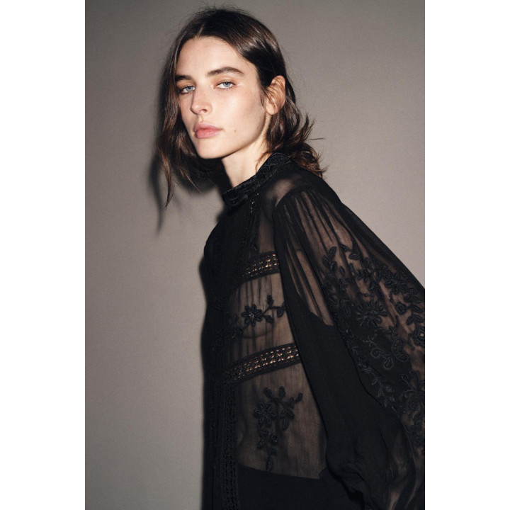 БЛУЗА С КРУЖЕВОМ ИЗ БАРХАТА — ZW COLLECTION