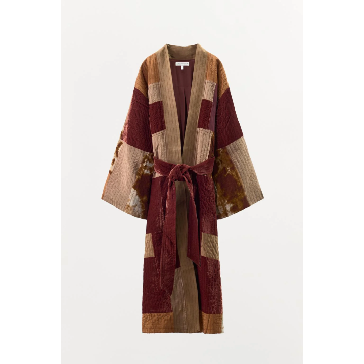 ДЛИННОЕ КИМОНО ИЗ ТКАНИ С ЭФФЕКТОМ ПЭЧВОРК, ЛИМИТИРОВАННАЯ СЕРИЯ