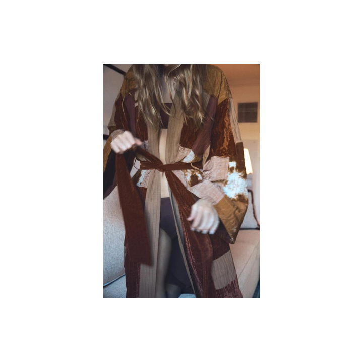 ДЛИННОЕ КИМОНО ИЗ ТКАНИ С ЭФФЕКТОМ ПЭЧВОРК, ЛИМИТИРОВАННАЯ СЕРИЯ