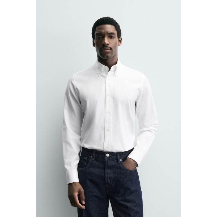 РУБАШКА КЛАССИЧЕСКОГО КРОЯ ИЗ РЕЛЬЕФНОЙ ТКАНИ