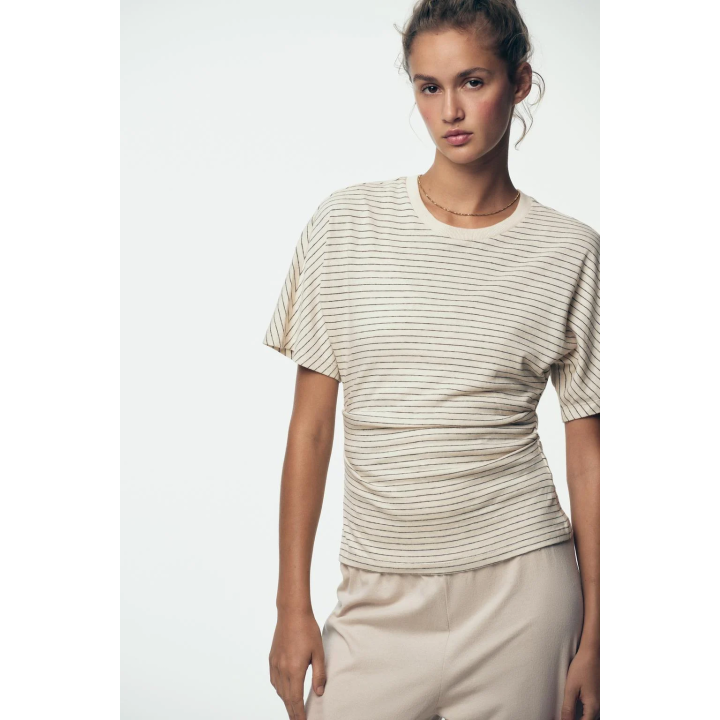 ФУТБОЛКА В СТИЛЕ РУСТИК СО СБОРКАМИ