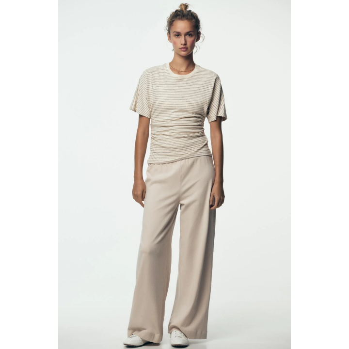 ФУТБОЛКА В СТИЛЕ РУСТИК СО СБОРКАМИ