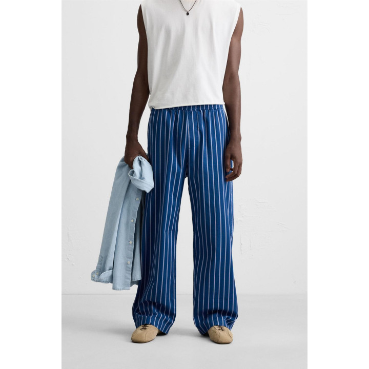 БРЮКИ СВОБОДНОГО КРОЯ В ПОЛОСКУ