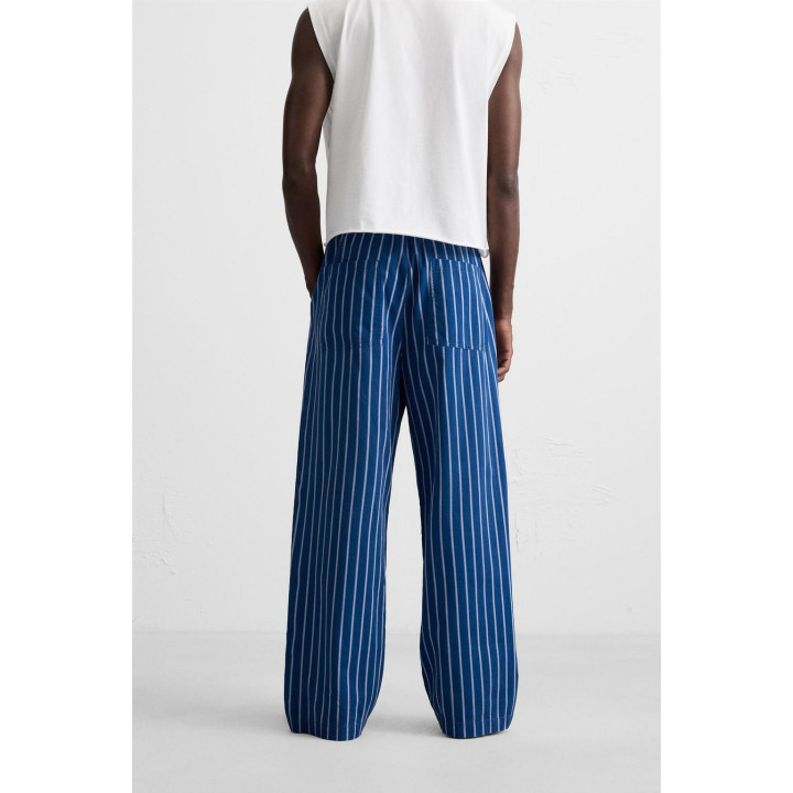 БРЮКИ СВОБОДНОГО КРОЯ В ПОЛОСКУ