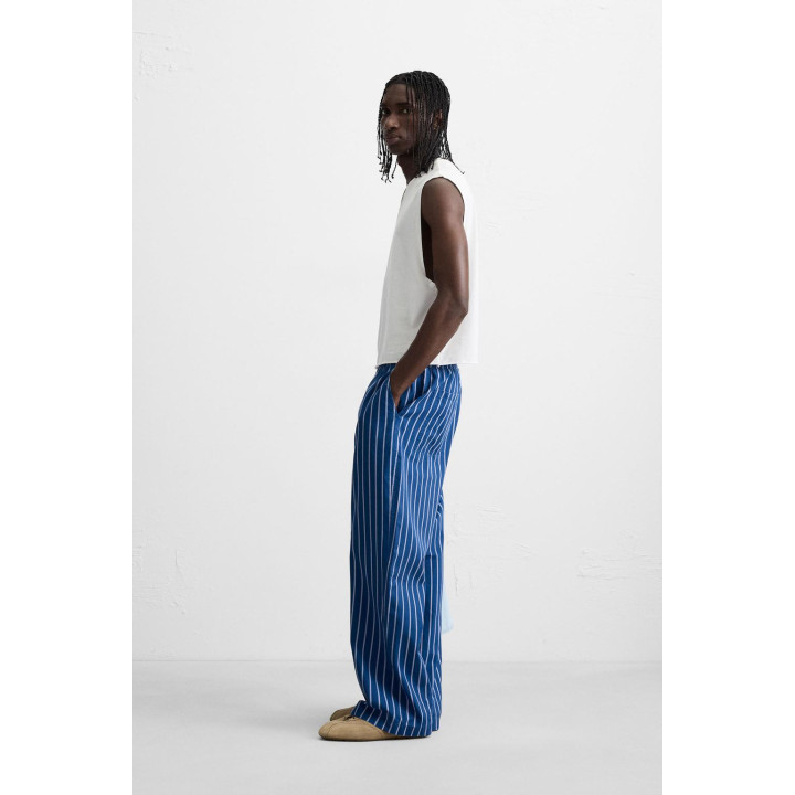 БРЮКИ СВОБОДНОГО КРОЯ В ПОЛОСКУ