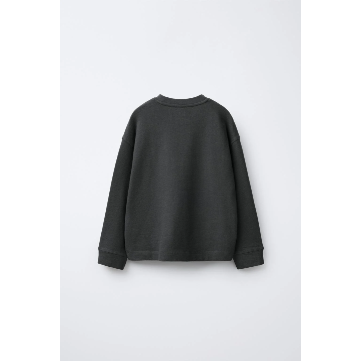 ФУТБОЛКА ИЗ РЕЛЬЕФНОЙ ТКАНИ