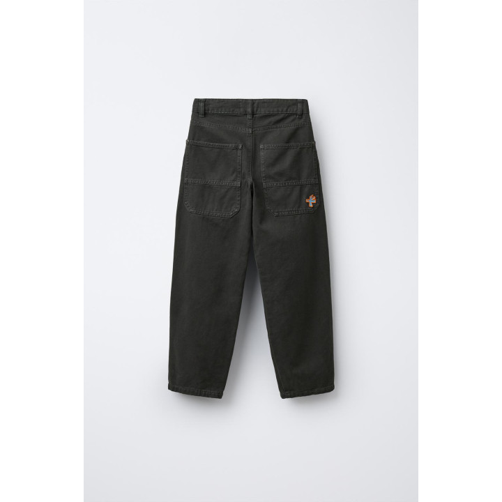 ДЖИНСЫ LOOSE С НАШИВКОЙ