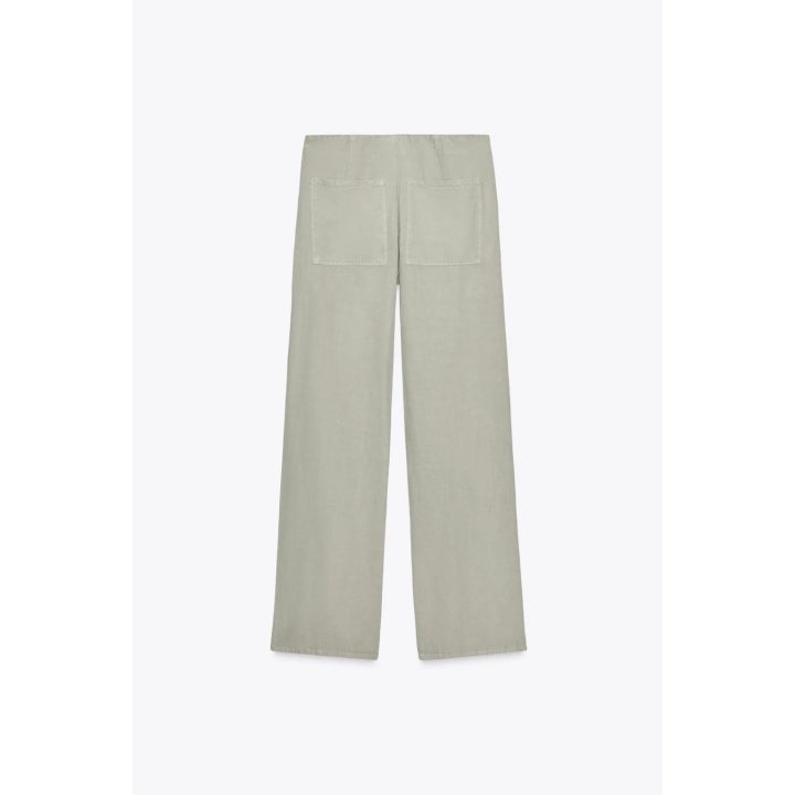 ПРЯМЫЕ БРЮКИ В ПИЖАМНОМ СТИЛЕ