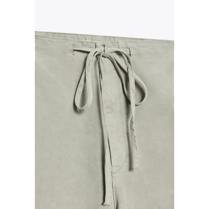 ПРЯМЫЕ БРЮКИ В ПИЖАМНОМ СТИЛЕ