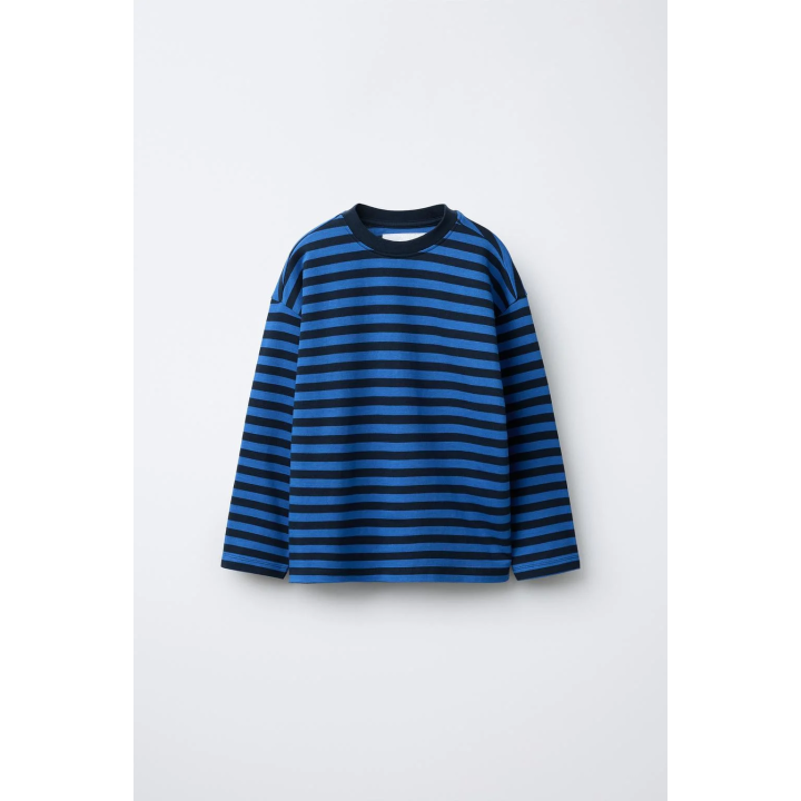 ФУТБОЛКА В ПОЛОСКУ