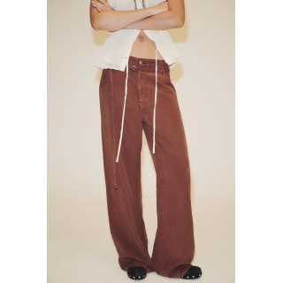 СТРУЯЩИЕСЯ БРЮКИ С РЕМНЕМ