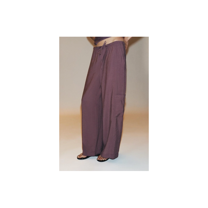 БРЮКИ КАРГО ИЗ СТРУЯЩЕЙСЯ ТКАНИ