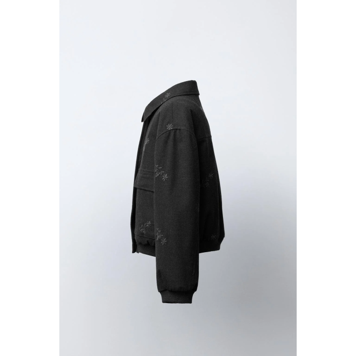 БОМБЕР С ВЫШИВКОЙ «ЦВЕТЫ»