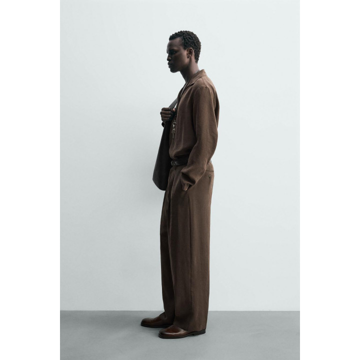 Поло с плавными линиями