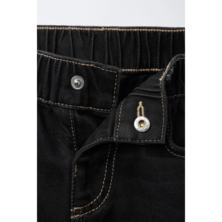 ДЖИНСЫ-КЮЛОТЫ С ОБОРОЧНЫМ НИЗОМ