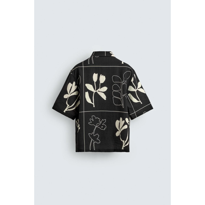 Рубашка с абстрактным принтом