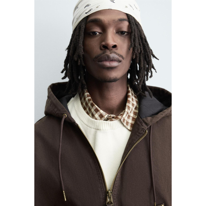 СТЕГАНАЯ КУРТКА С КАПЮШОНОМ