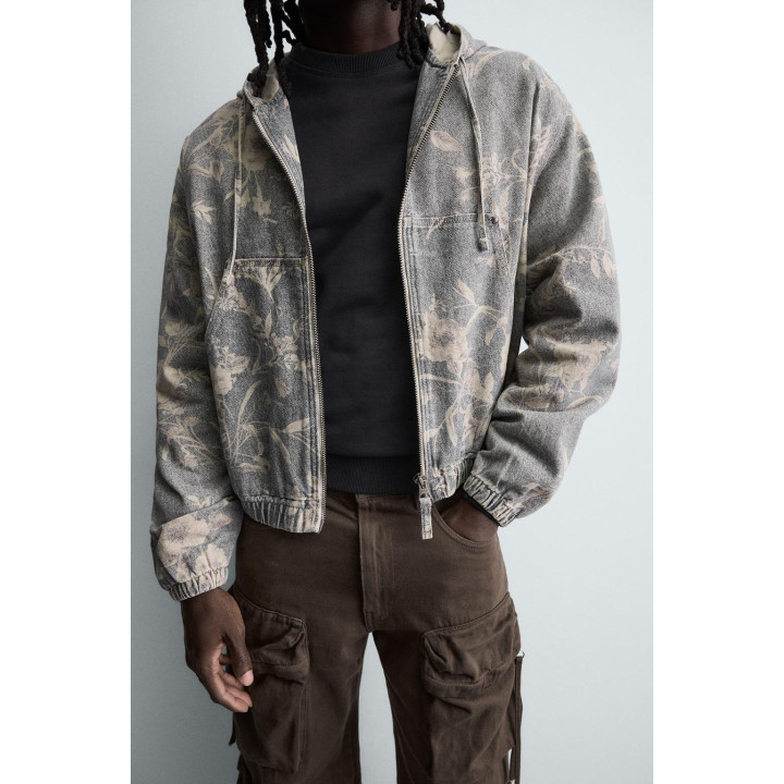 Джинсовый куртка с абстрактным принтом