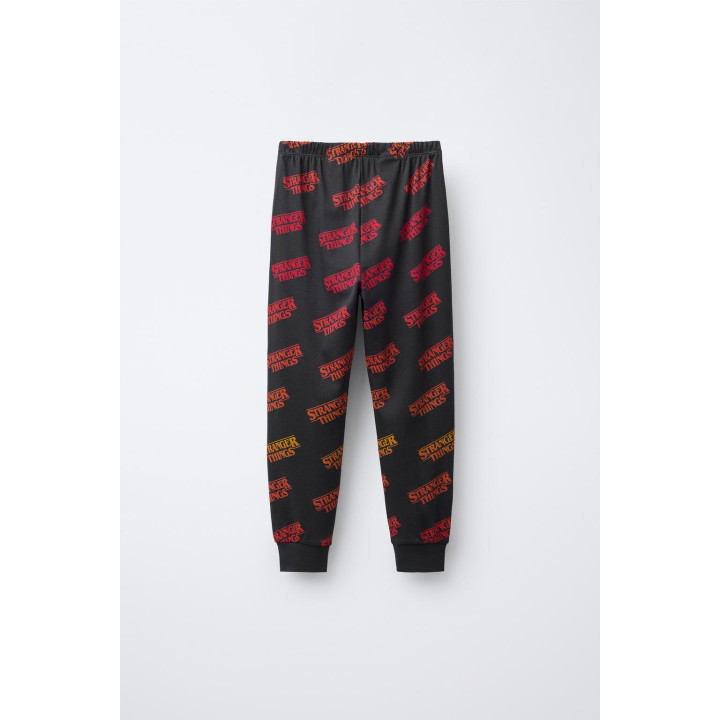 6-14 ЛЕТ/ПИЖАМА STRANGER THINGS © NETFLIX