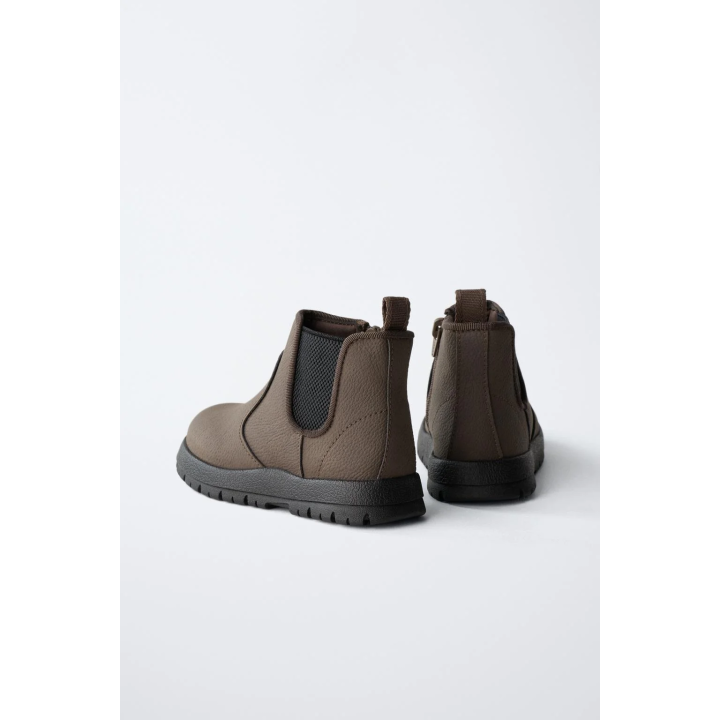 БОТИНКИ С ЭЛАСТИЧНЫМИ ВСТАВКАМИ