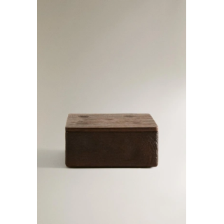 MEDIUM WOODEN BOX WITH LID