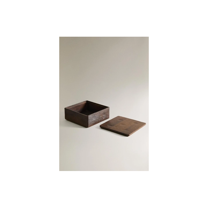 MEDIUM WOODEN BOX WITH LID